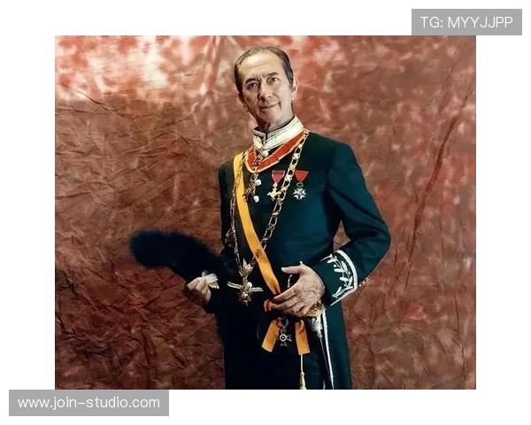 探讨赌王何鸿燊在澳门社会文化中的影响力与公众形象塑造 探讨赌王何鸿燊在澳门社会文化中的影响力与公众形象塑造