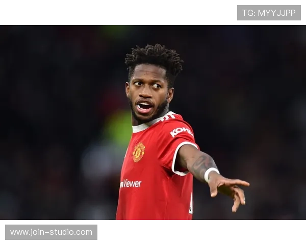 水晶宫足球队队员官网最新消息及时更新球队动态和重要公告